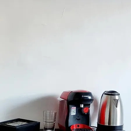 Chambre Privee Au 3e Etage Sans Ascenceur En Plein Centre De